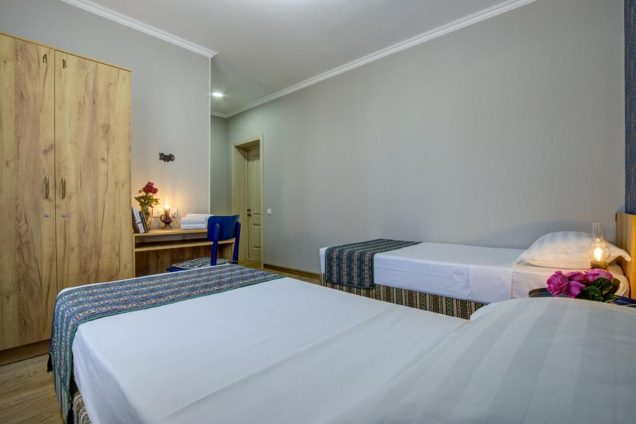 Ordo Hotel Karakol Extérieur photo
