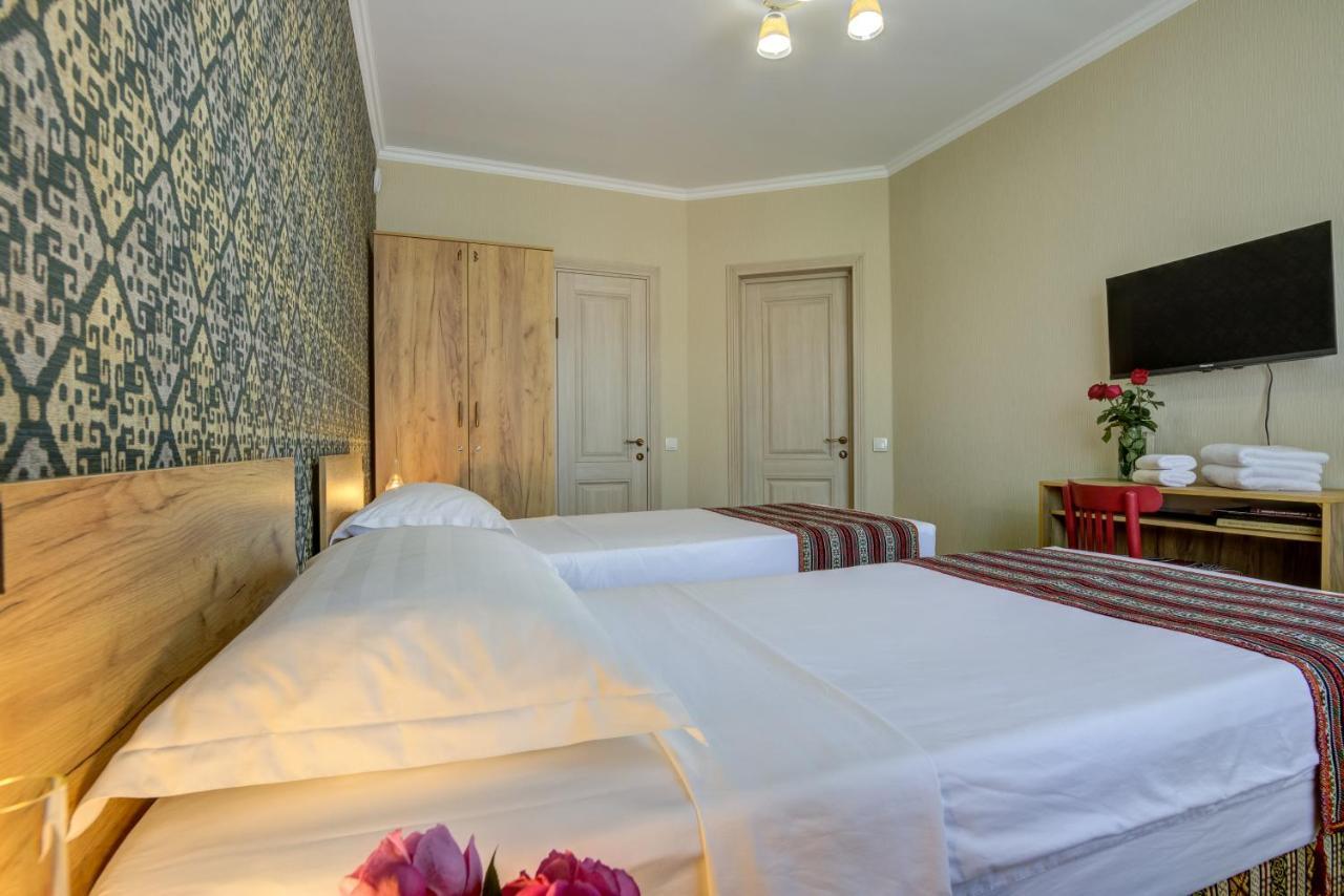 Ordo Hotel Karakol Extérieur photo